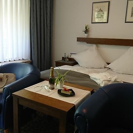 Cafe Blaich - Hotel Garni Höfen an der Enz Buitenkant foto